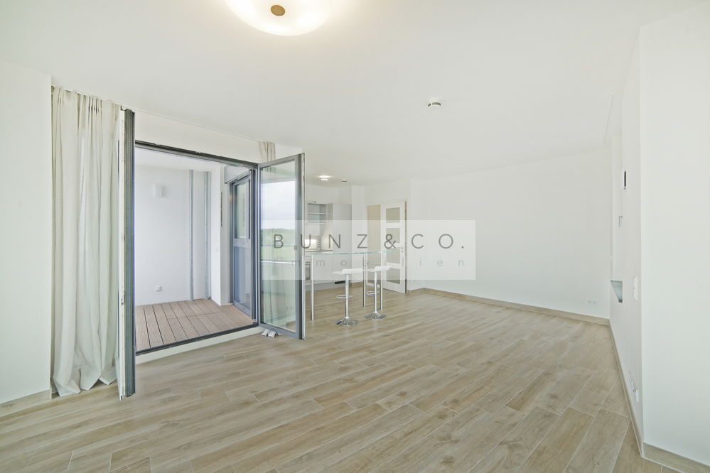 Wohnzimmer mit Südloggia