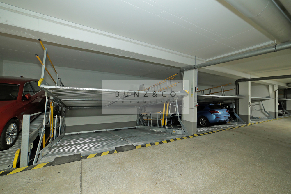 Tiefgaragenstellplatz
